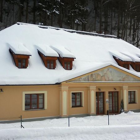 Apartmány Weissov Dom Banská Štiavnica Exterior foto