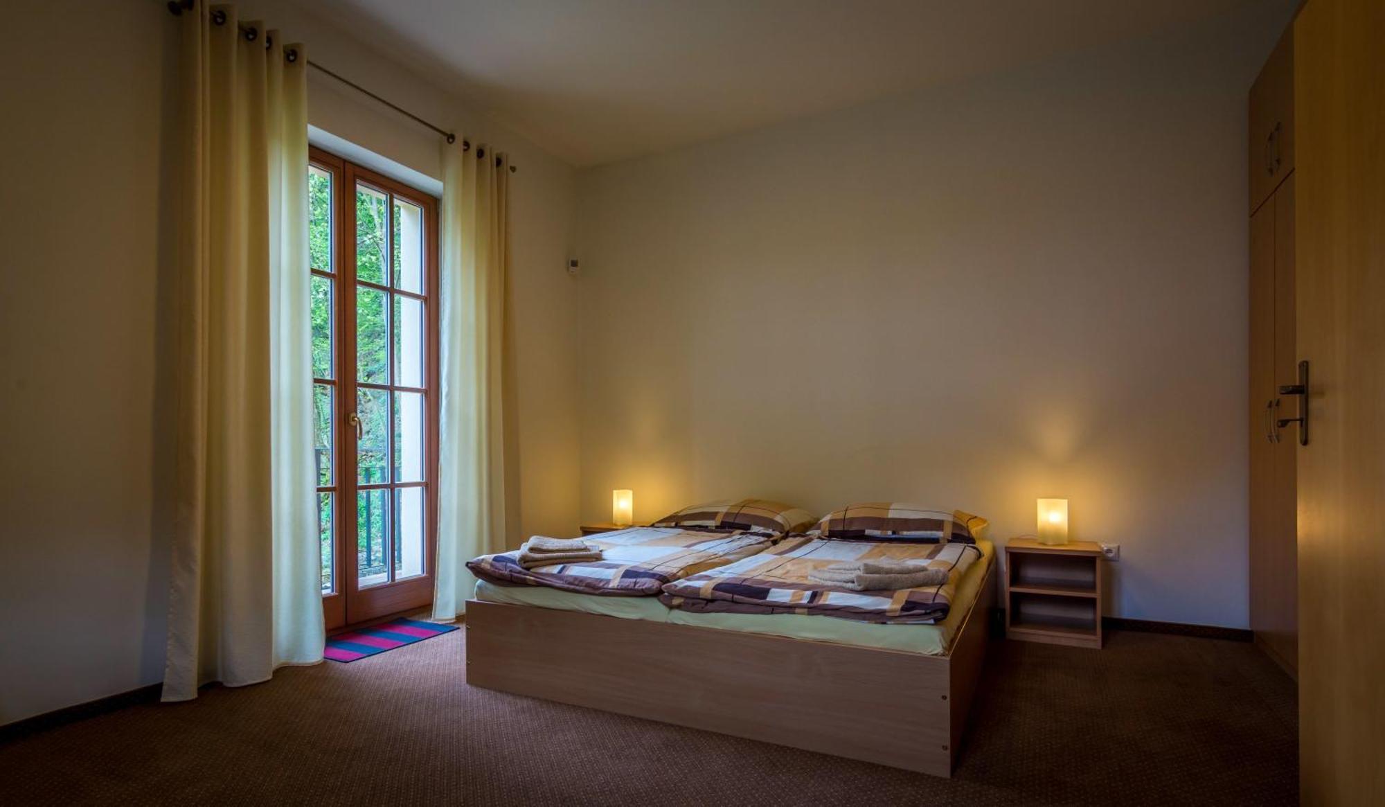Apartmány Weissov Dom Banská Štiavnica Zimmer foto