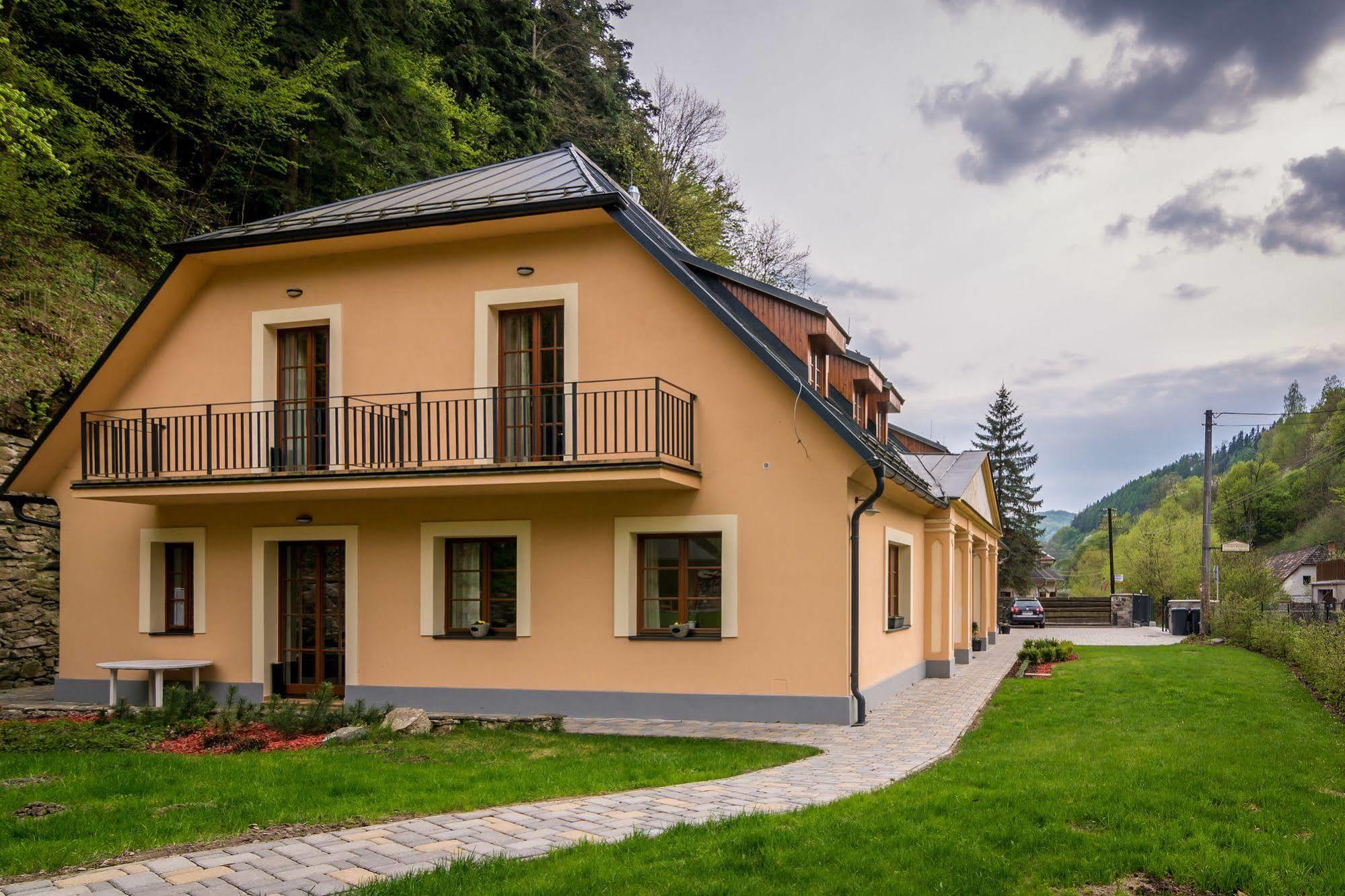 Apartmány Weissov Dom Banská Štiavnica Exterior foto